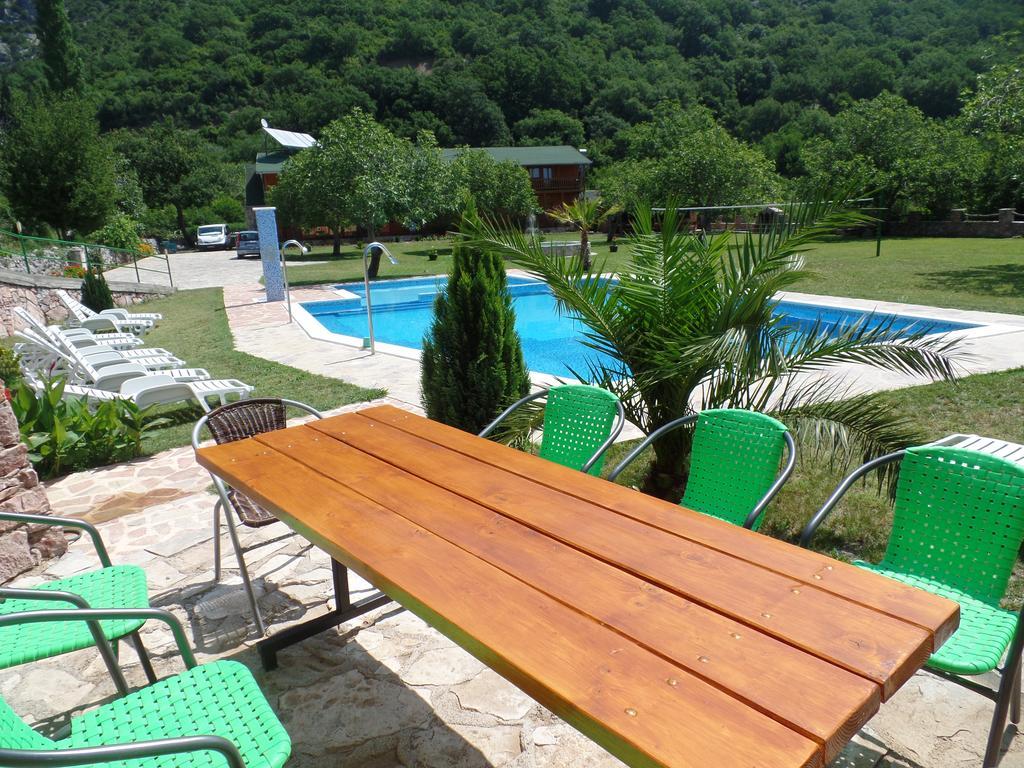 Guest House Jadran Pol Petrovac Eksteriør bilde