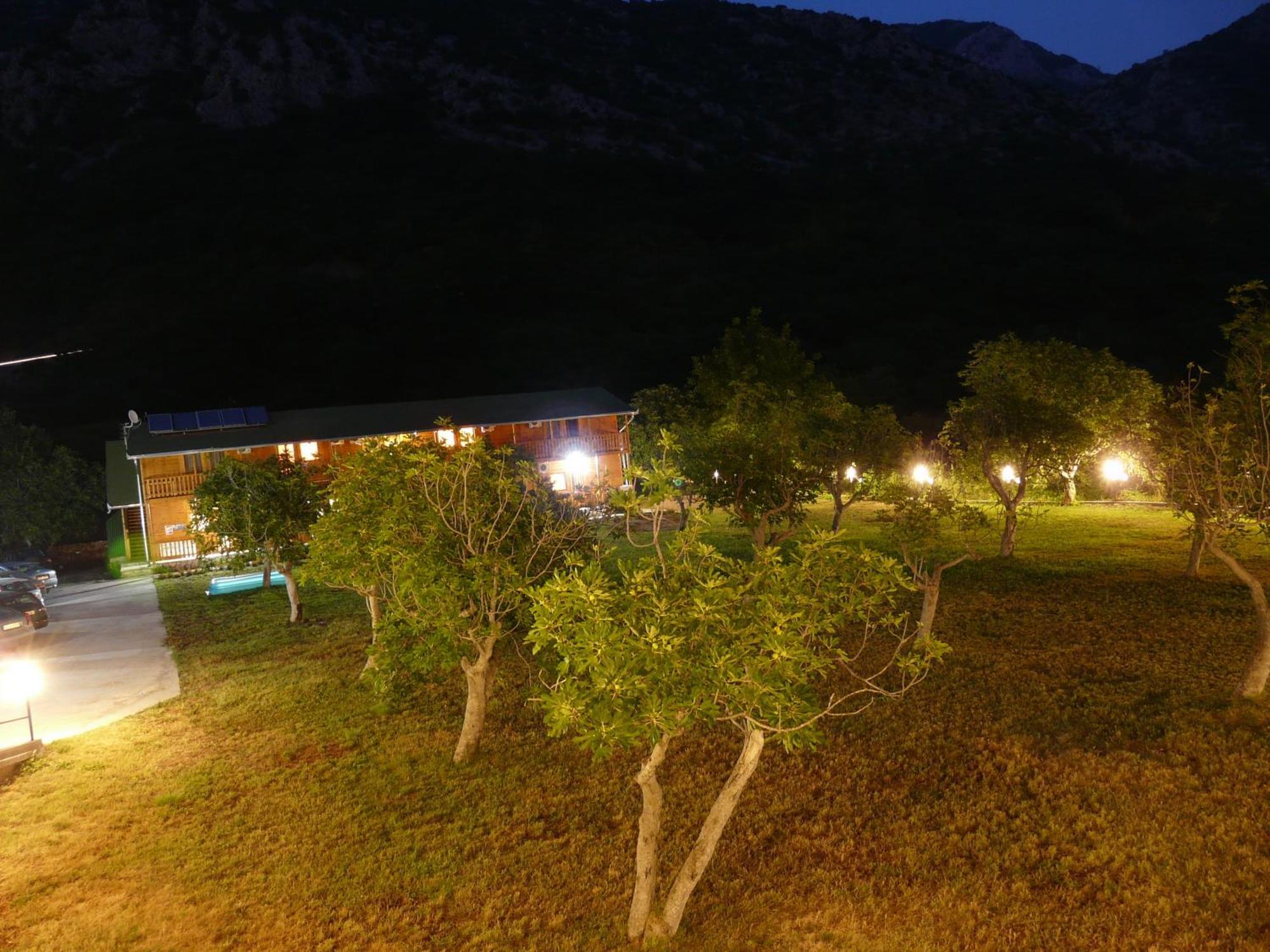 Guest House Jadran Pol Petrovac Eksteriør bilde