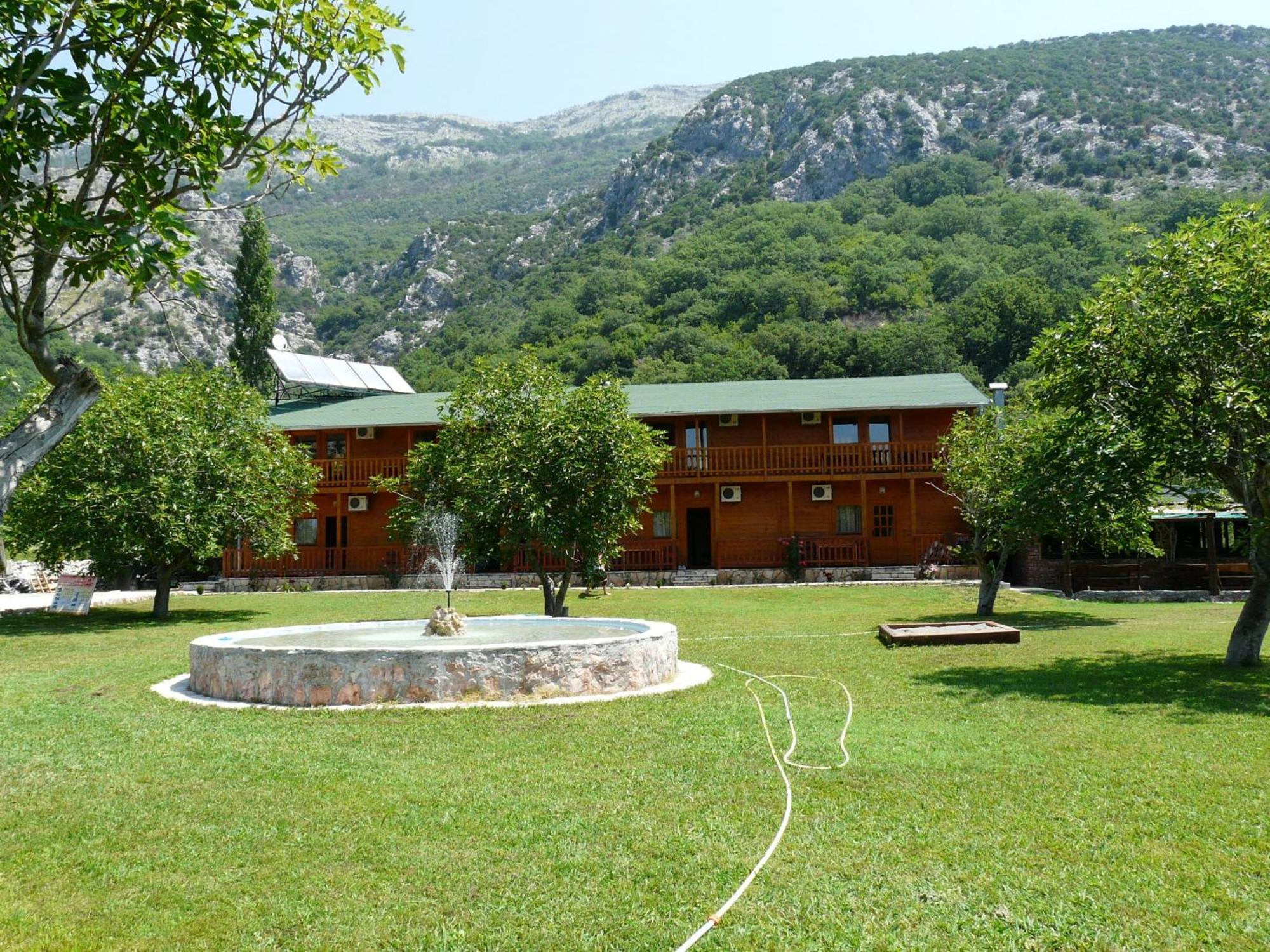 Guest House Jadran Pol Petrovac Eksteriør bilde