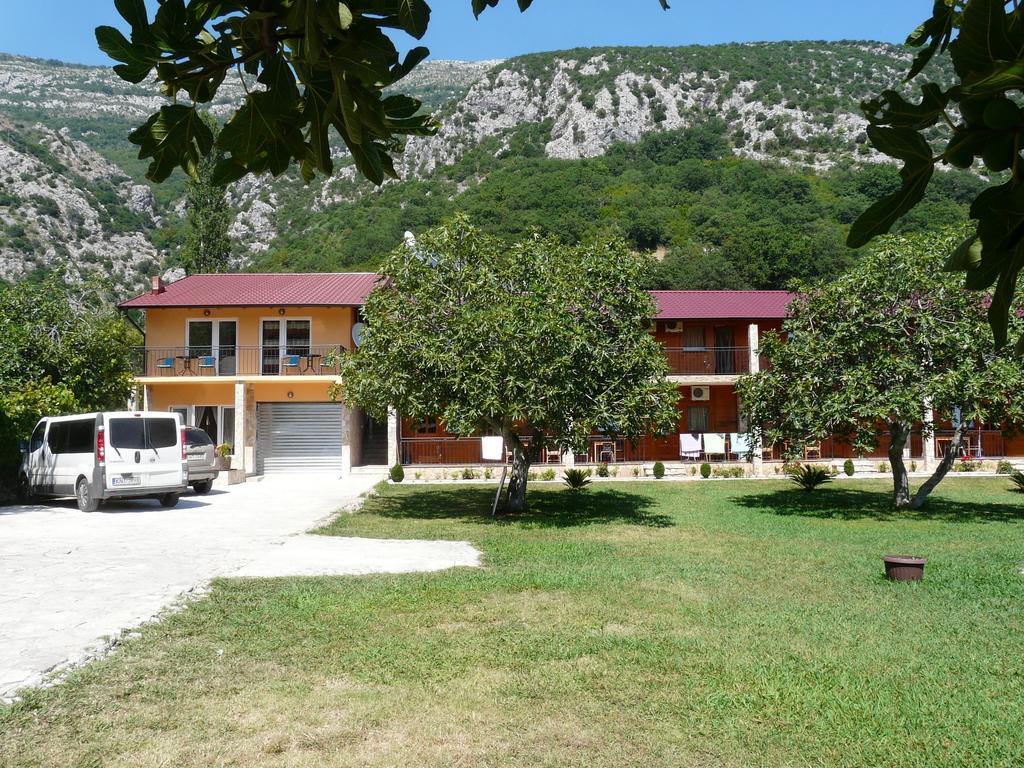 Guest House Jadran Pol Petrovac Eksteriør bilde